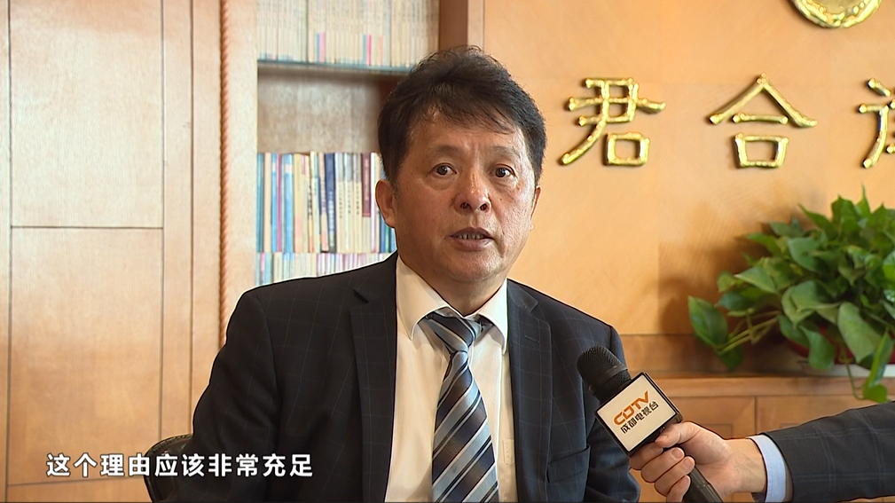 买房擅自要求涨价，应承担违约责任